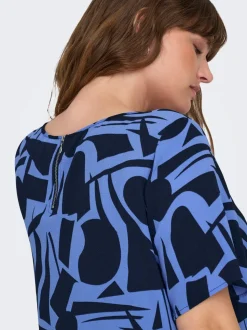 CARLUX Kurzes Kleid