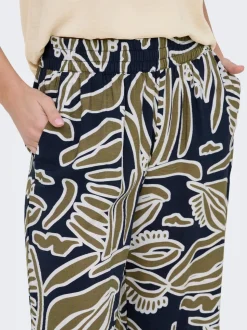 JDYTROYA Gerade geschnittener Slim Fit Hose