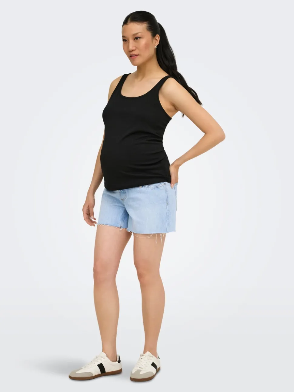 OLMGABI Mittlere Taille Normal geschnitten Jeans-Shorts