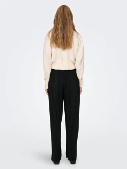 ONLRAVENNA Normal geschnitten Hose