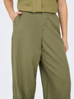 ONLTINNE Locker geschnitten Hose