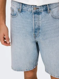 ONSEDGE Mittlere Taille Gerade geschnitten Shorts