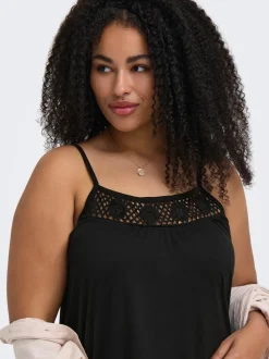 CARCORAL Kurzes Kleid