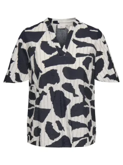 CARMISIA T-shirt