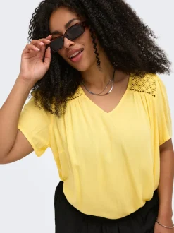 CARSELASI T-shirt