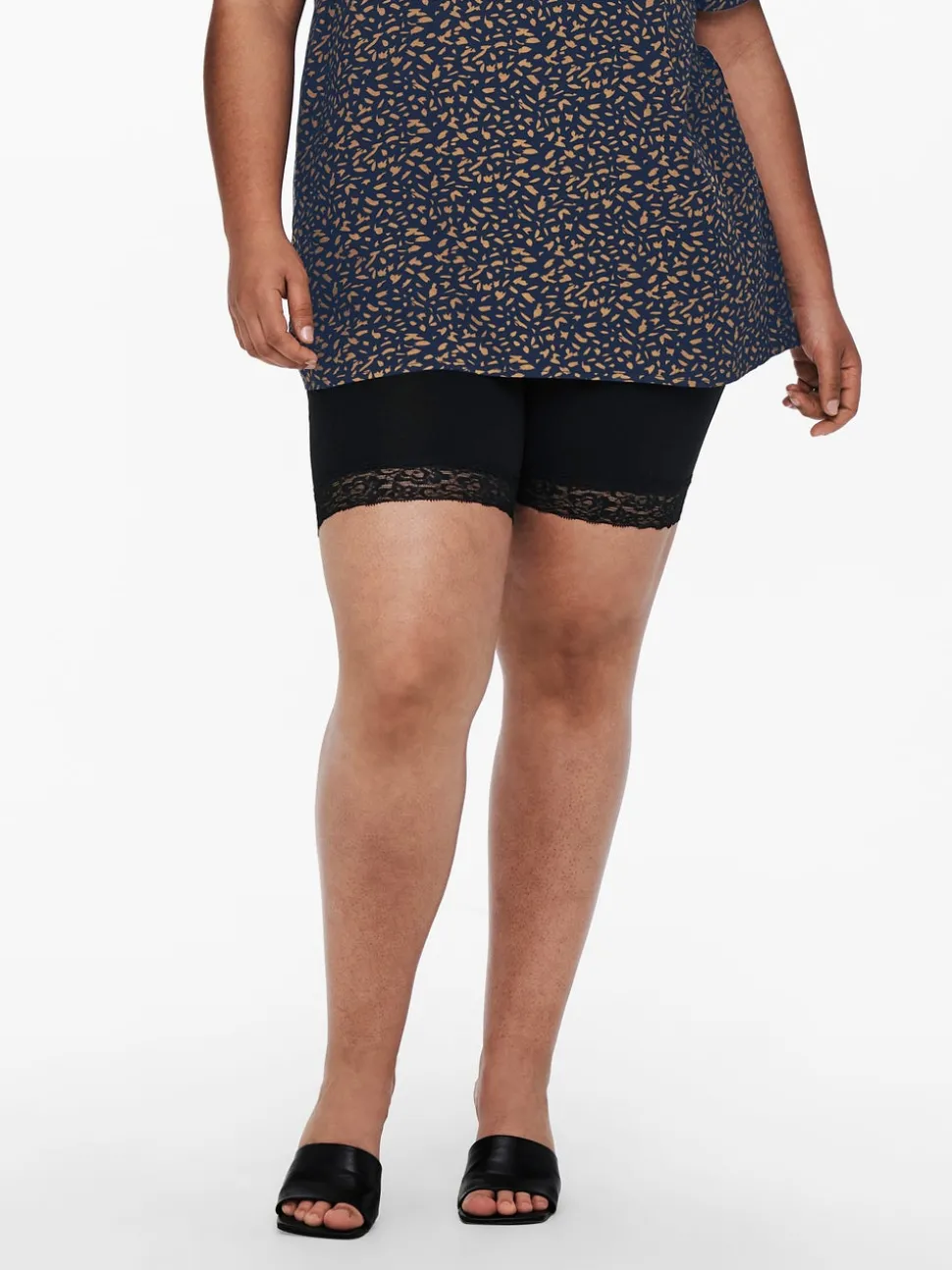 CARTIME Slim Fit Shorts
