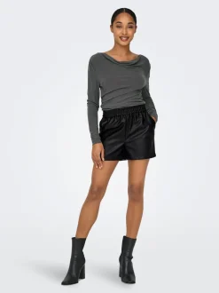 JDYALAIA Mittlere Taille Normal geschnitten Kunstledershorts