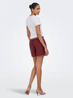 JDYEMILIA Locker geschnitten Shorts