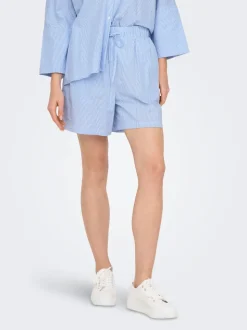 ONLAUGUSTA Locker geschnitten Shorts