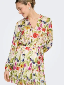 ONLAVERY Kurzes Kleid