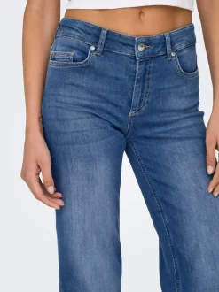 ONLBLUSH Mittlere Taille Gerade geschnitten Jeans