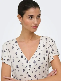 ONLCLAUDETTE Kurzes Kleid