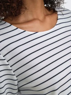 ONLDEMI Kurzes Kleid