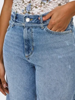ONLELLA Mittlere Taille Normal geschnitten Jeans-Shorts