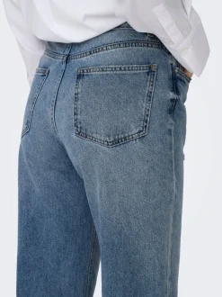 ONLELLA Mittlere Taille Gerade geschnitten Jeans