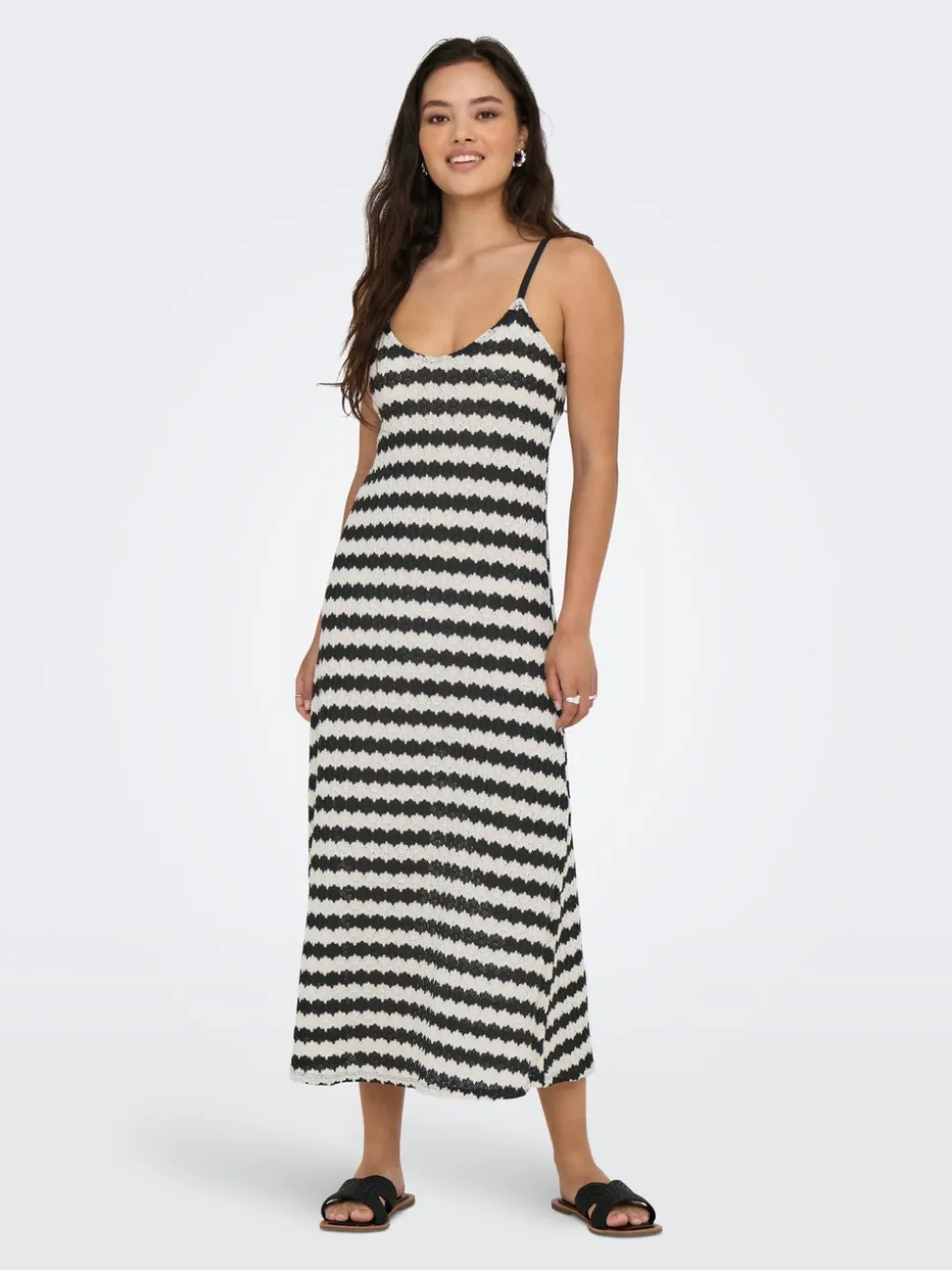 ONLEVARA Langes Kleid