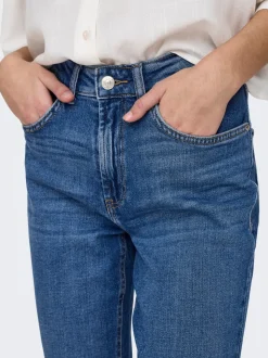 ONLEVERLY Mittlere Taille Ausgestellt Jeans