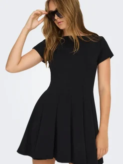 ONLEVI Kurzes Kleid