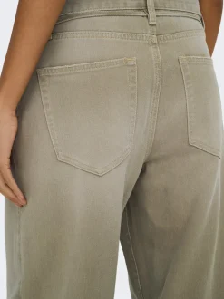 ONLGIANNA Mittlere Taille Gerade geschnitten Jeans