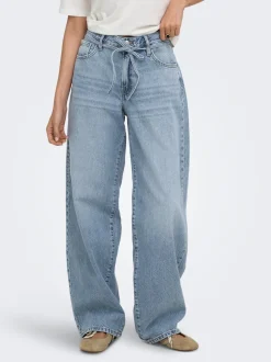 ONLGIANNA Mittlere Taille Gerade geschnitten Jeans