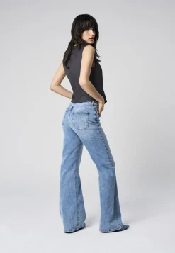 ONLJUICY Hohe Taille Flared Jeans