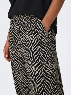 ONLKATTY Normal geschnitten Hose