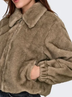 ONLMADELINA Jacke