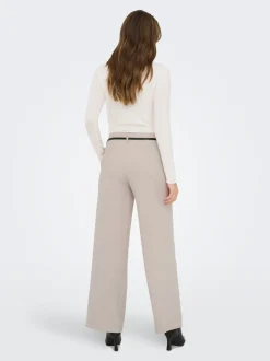 ONLMALIKA Locker geschnitten Hose