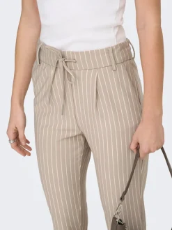 ONLPOPTRASH Normal geschnitten Hose mit weitem Beinschnitt