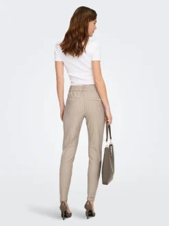 ONLPOPTRASH Normal geschnitten Hose mit weitem Beinschnitt