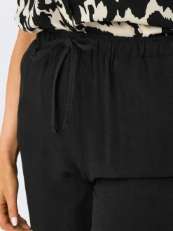 ONLSIESTA Mittlere Taille Locker geschnitten Shorts