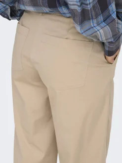 ONLTANNY Weiter Beinschnitt Chino Hose