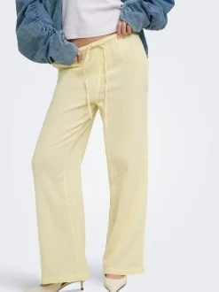 ONLTHYRA Normal geschnitten Hose