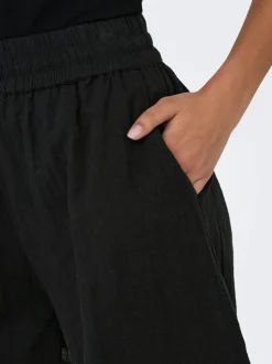 ONLTIZANA Locker geschnitten Shorts
