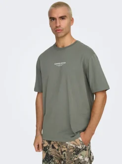 ONSCURATED T-shirt